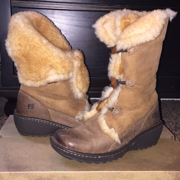 Born shearling boots - Picture 2 of 8
